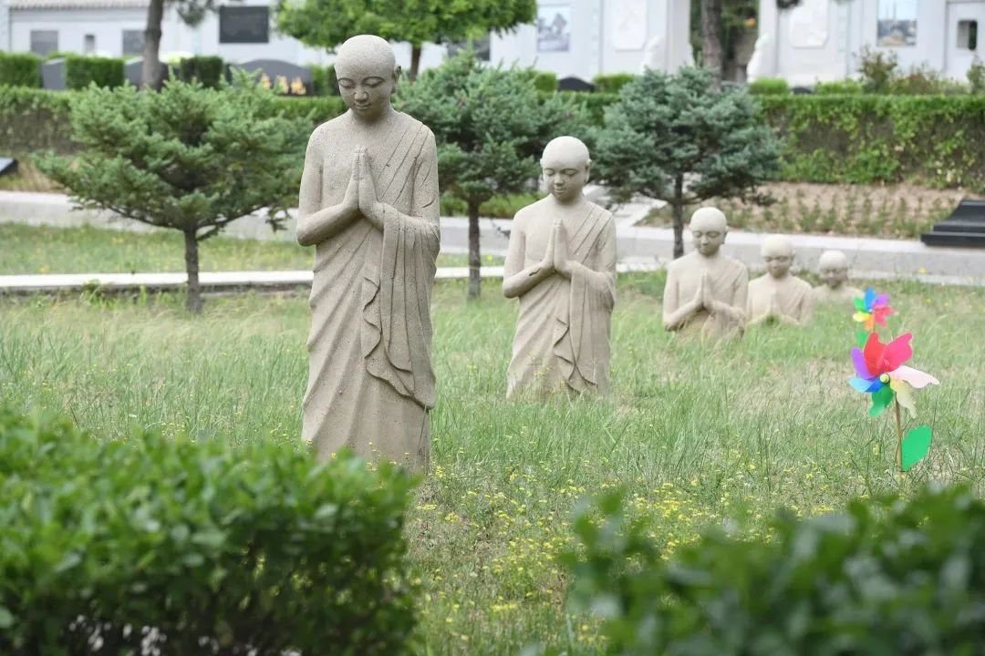 寒衣节将至，，，，，请文明祭祀寄悲哀！